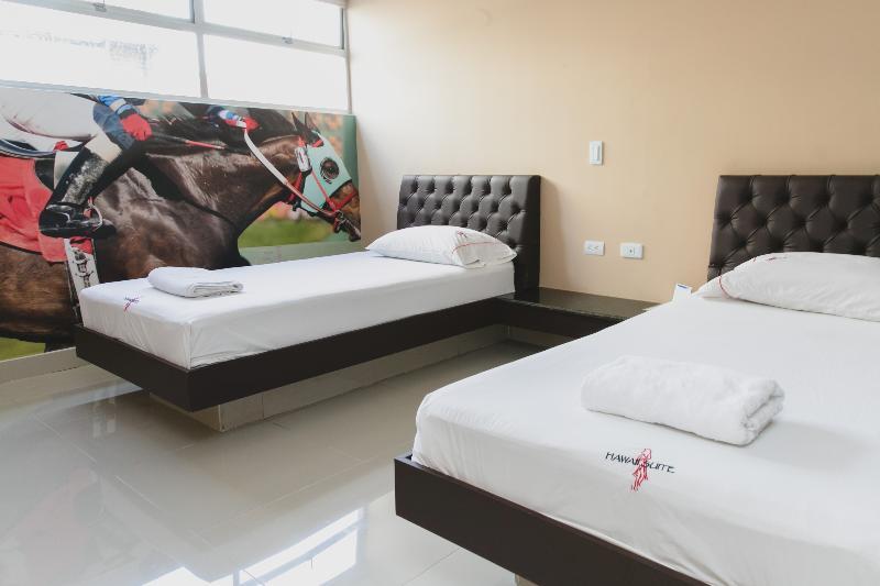 מדיין 3H Hotel Centro Historico מראה חיצוני תמונה